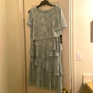 Jessica Howard dress.